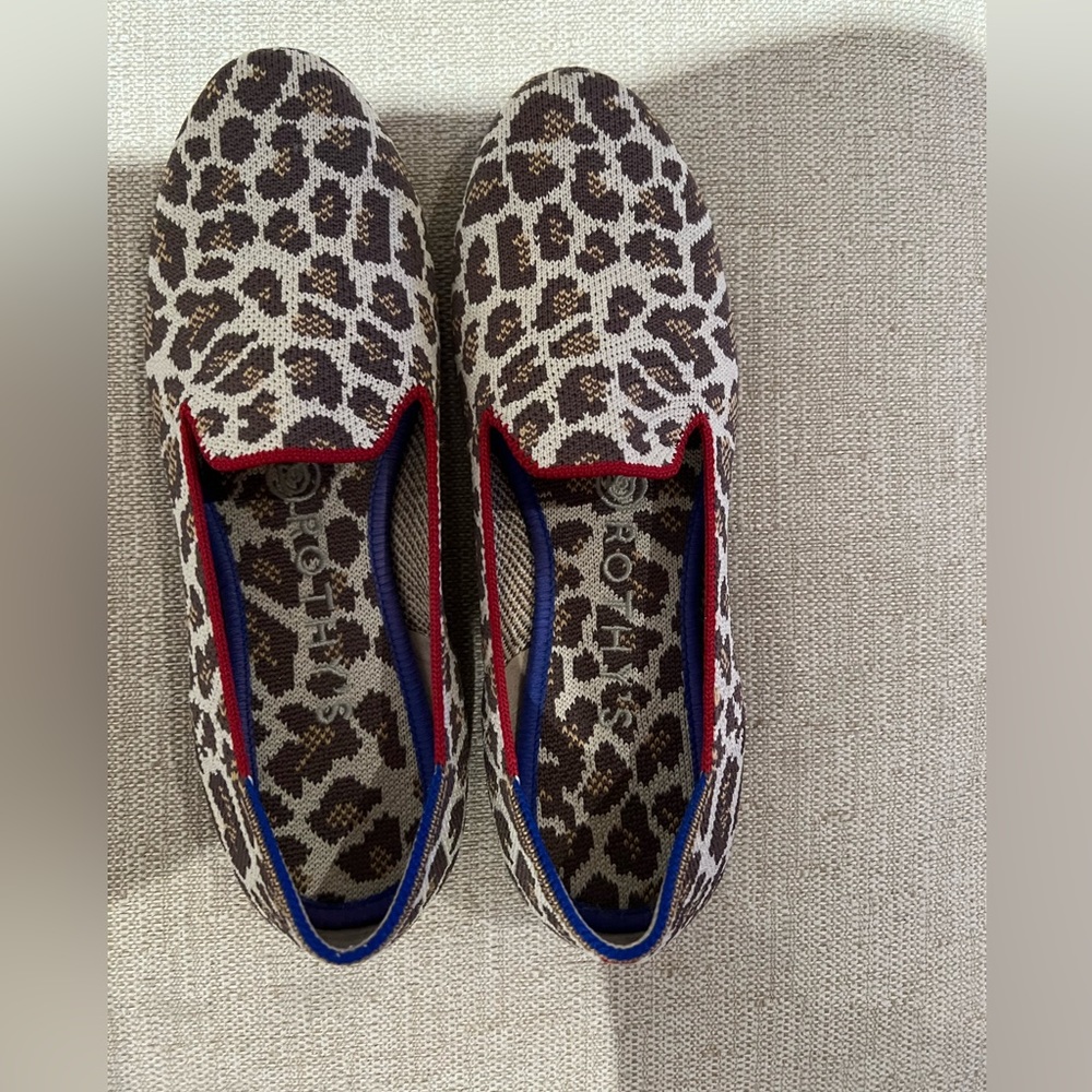Excellent Condition Rothy’s Loafer in leopard 6.5